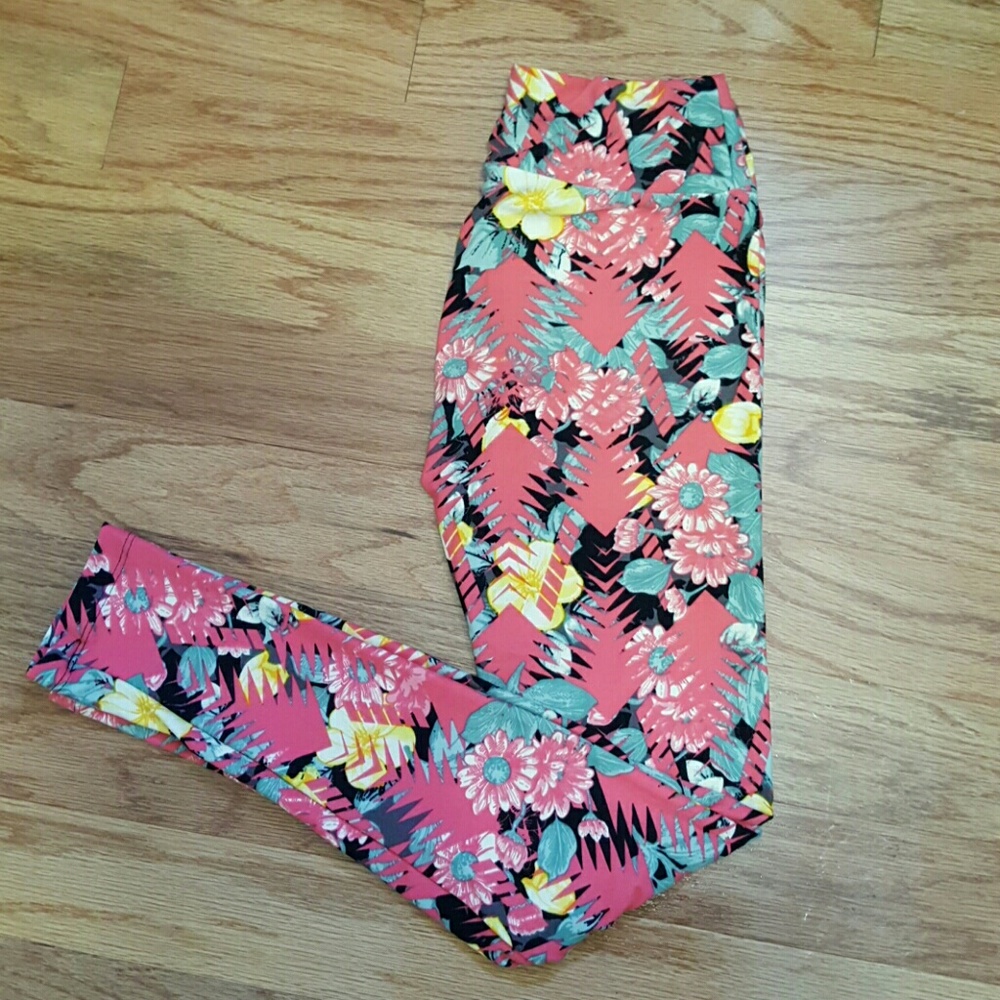 New Lularoe One Size Leggings